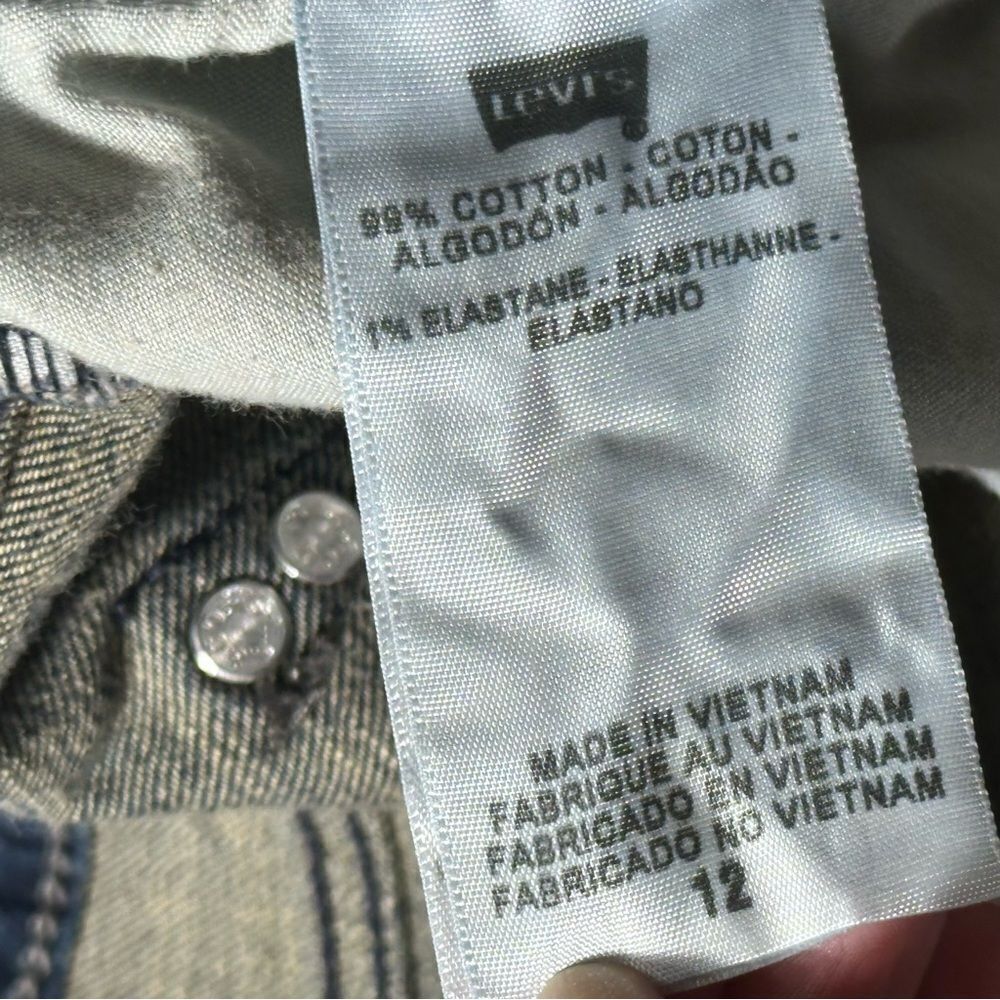 Levi's Blue Jean Shorts Relaxed Fit Mid-Length - Picture 8 of 11